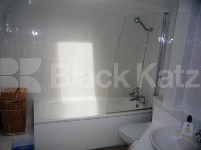 			1 Bedroom, 1 bath, 1 reception Flat			 Jacksons Lane, HIGHGATE