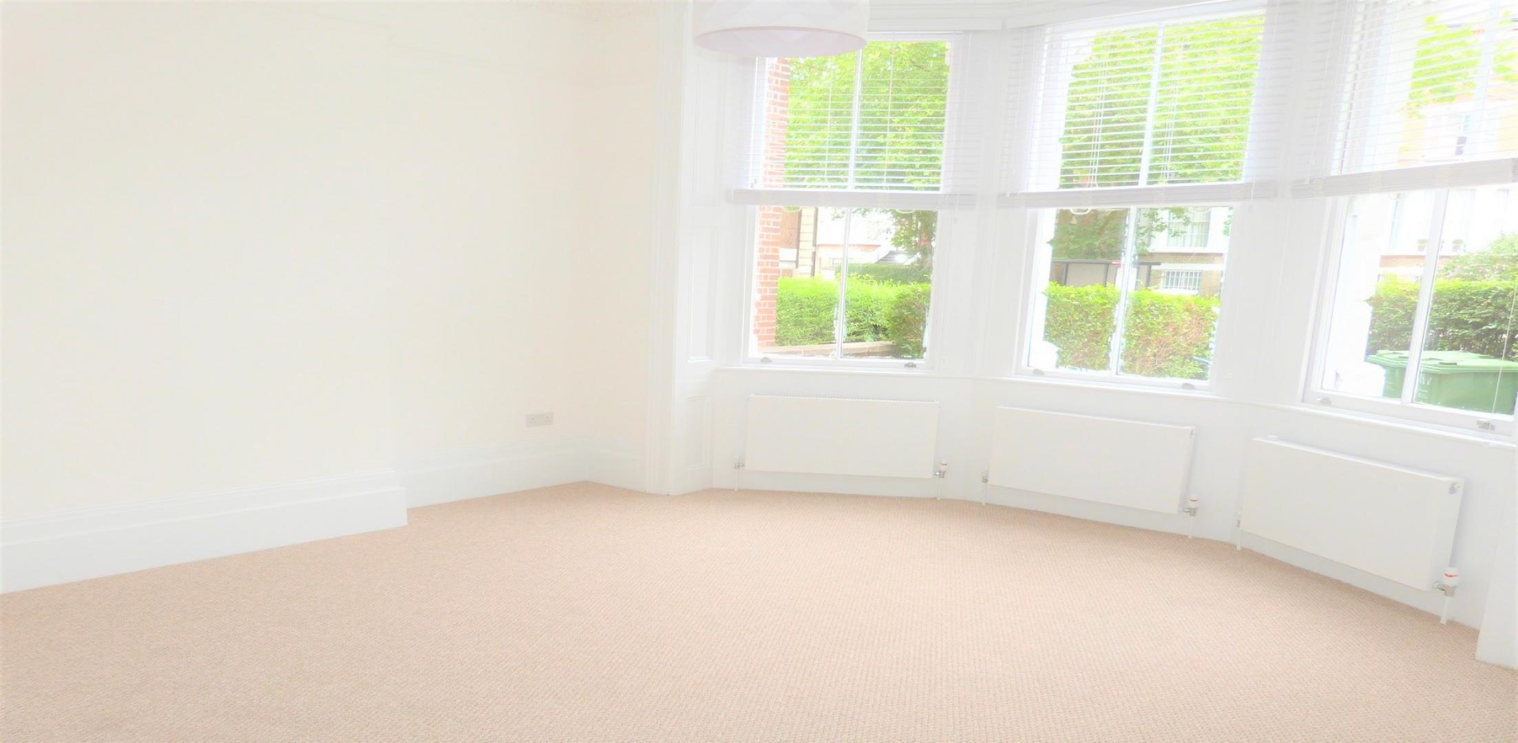 			2 Bedroom, 1 bath, 1 reception Flat			 West End Lane, WEST HAMPSTEAD