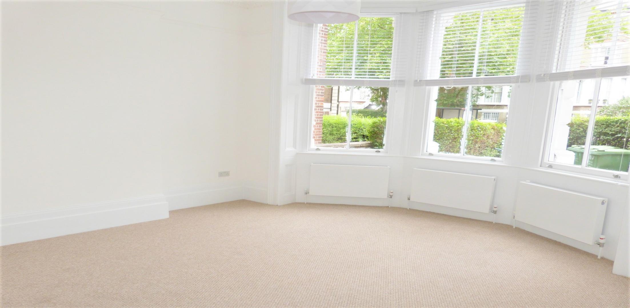 			NEW INSTRUCTION (Private Garden), 2 Bedroom, 1 bath, 1 reception Flat			 West End Lane, WEST HAMPSTEAD
