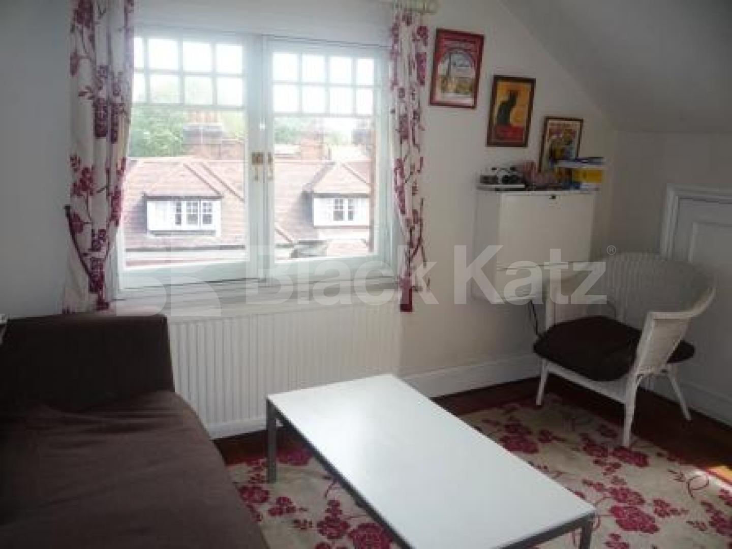 			1 Bedroom, 1 bath, 1 reception Flat			 Jacksons Lane, HIGHGATE