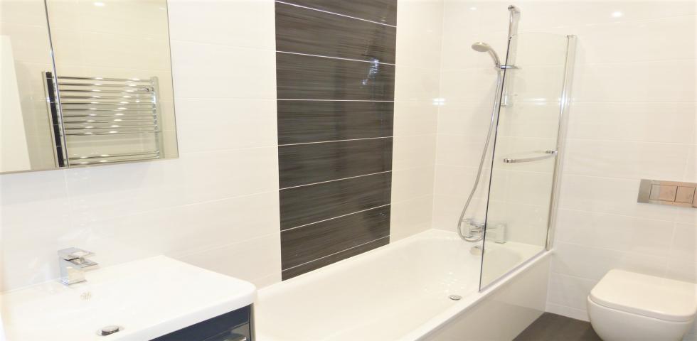 			NEW INSTRUCTION (Private Garden), 2 Bedroom, 1 bath, 1 reception Flat			 West End Lane, WEST HAMPSTEAD