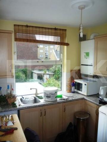 			2 Bedroom, 1 bath, 1 reception Flat			 Truro Road, BOUNDS GREEN