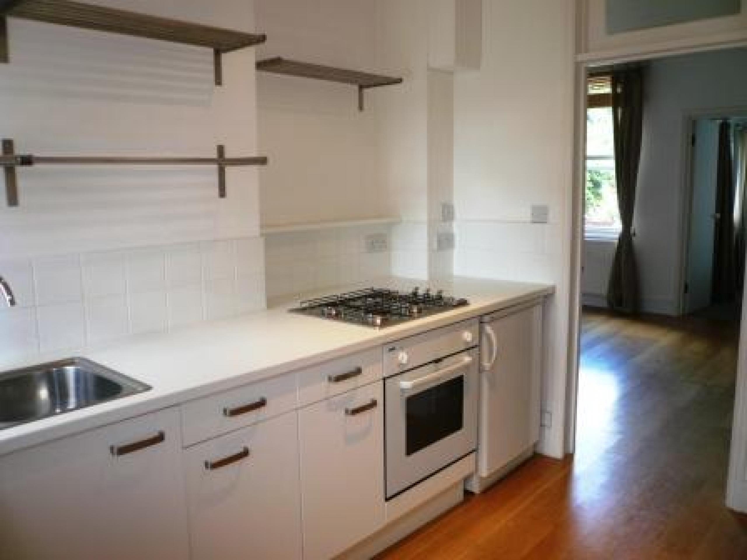 			INC C/TAX, 1 Bedroom, 1 bath, 1 reception Flat			 Brondesbury Road, QUEENS PARK NW6
