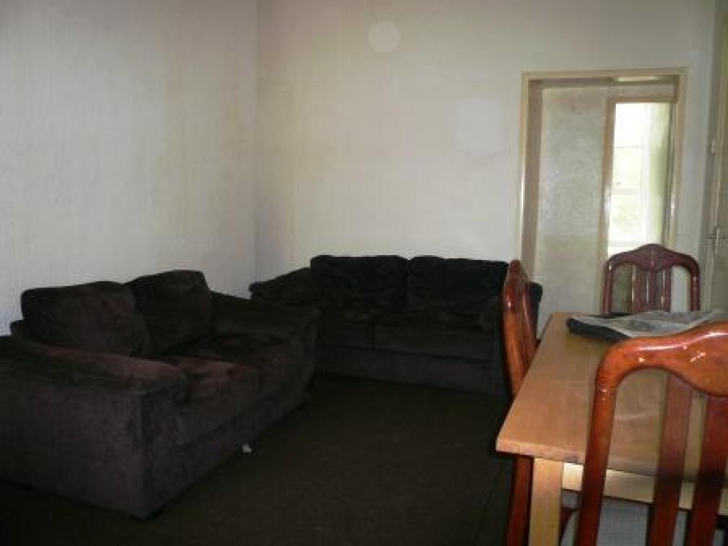 			EXCELLENT LOCATION AND FLAT, 2 Bedroom, 1 bath, 1 reception Flat			 Salusbury Road, QUEENS PARK