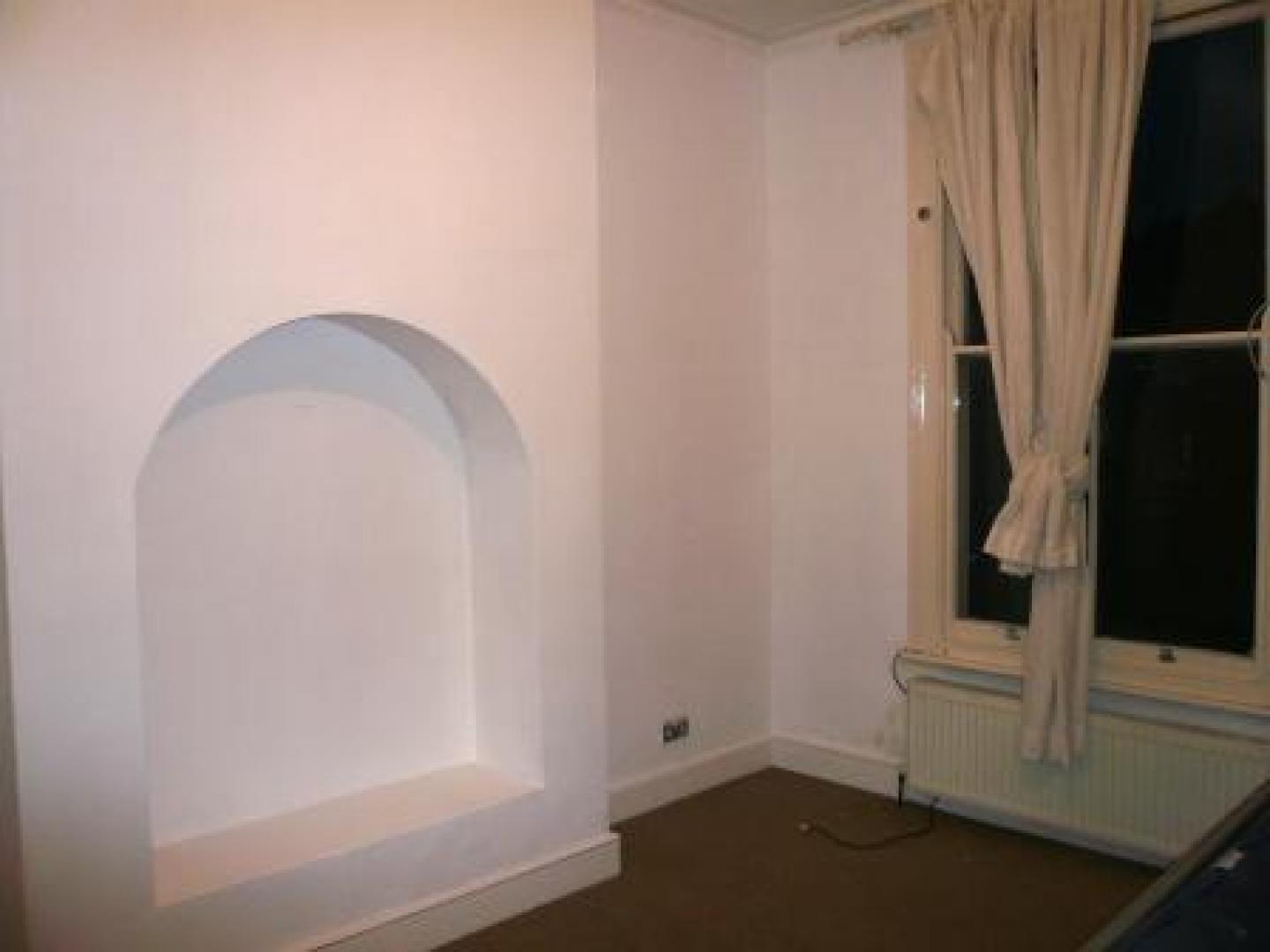 			NEW INSTRUCTION IN MAIDA VALE, 1 Bedroom, 1 bath, 1 reception Flat			 Fordingley Road, MAIDA VALE