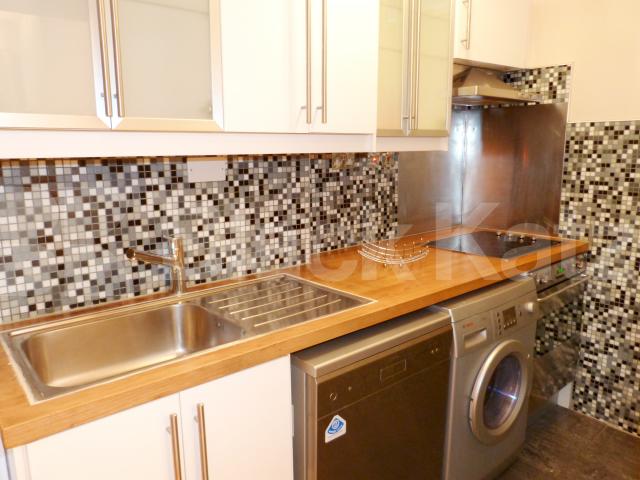			MODERN 2 BED 2 BATH!, 2 Bedroom, 1 bath, 1 reception Flat			 Finchley Road, SWISS COTTAGE