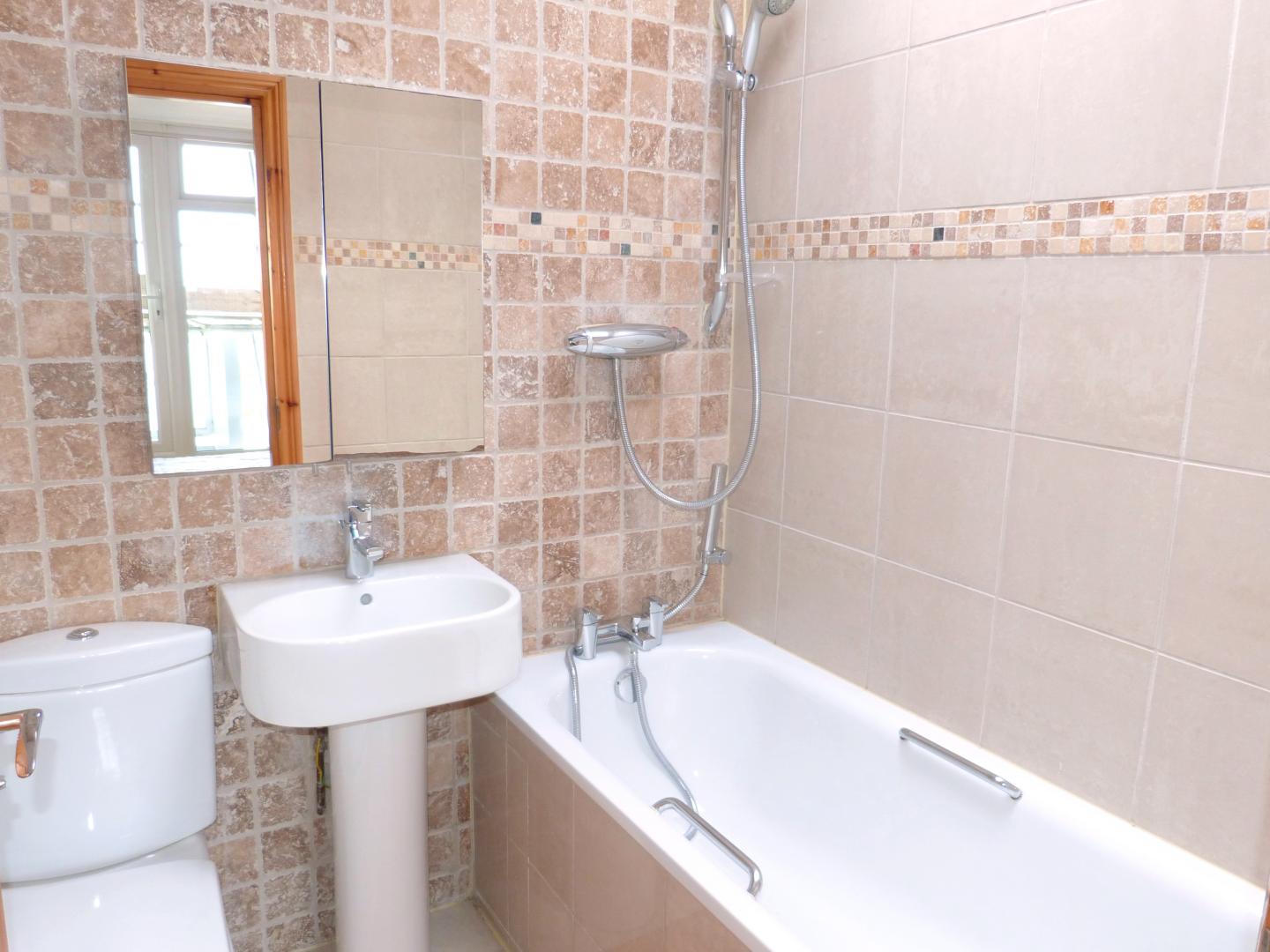 			NEW INSTRUCTION, 2 Bedroom, 1 bath, 1 reception Flat			 Finchley Road, SWISS COTTAGE