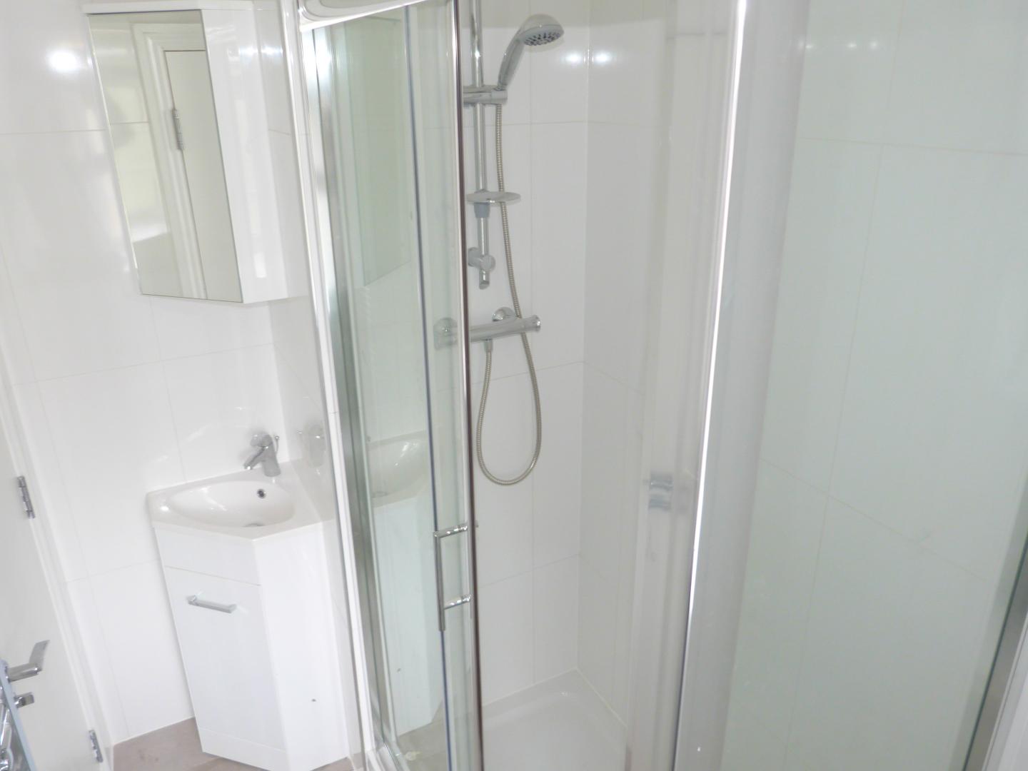 			Newly Refurbished Throughout, Studio Apartment, 1 bath, 1 reception Studio			 West End Lane, WEST HAMPSTEAD