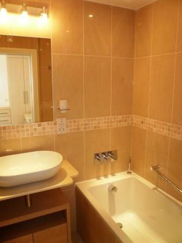 			2 Bedroom, 1 bath, 1 reception Flat			 Parliament Hill, HAMPSTEAD HEATH