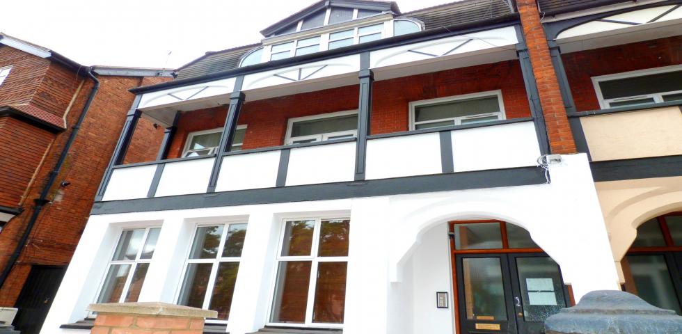 			1 Bedroom, 1 bath, 1 reception Flat			 Willesden Lane, WILLESDEN GREEN