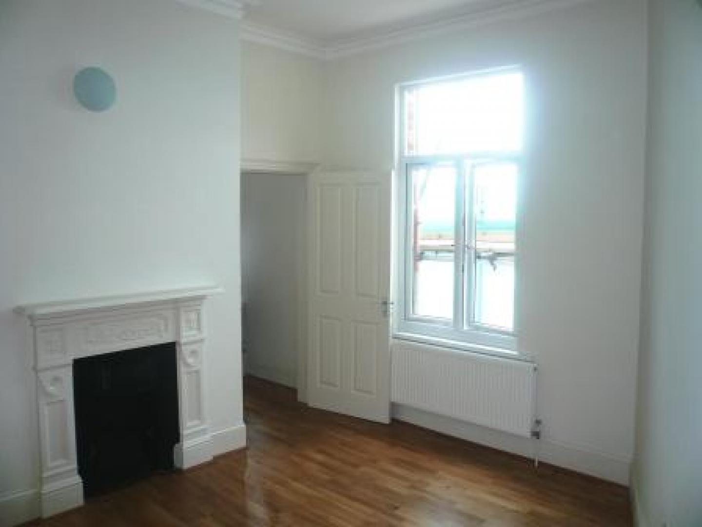 			3 Bedroom, 1 bath, 1 reception Flat			 St.Pauls Avenue, WILLESDEN GREEN