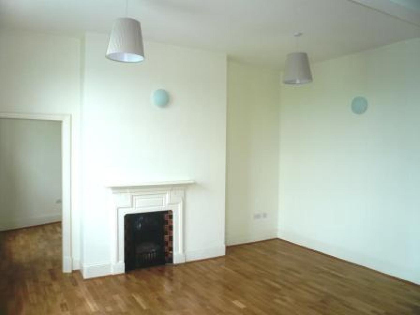 			3 Bedroom, 1 bath, 1 reception Flat			 St.Pauls Avenue, WILLESDEN GREEN