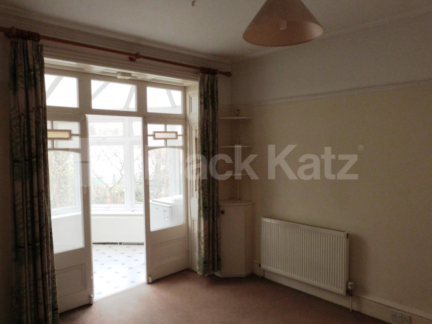 			Studio Apartment, 1 bath, 1 reception Studio			 Avenue Road, Highgate