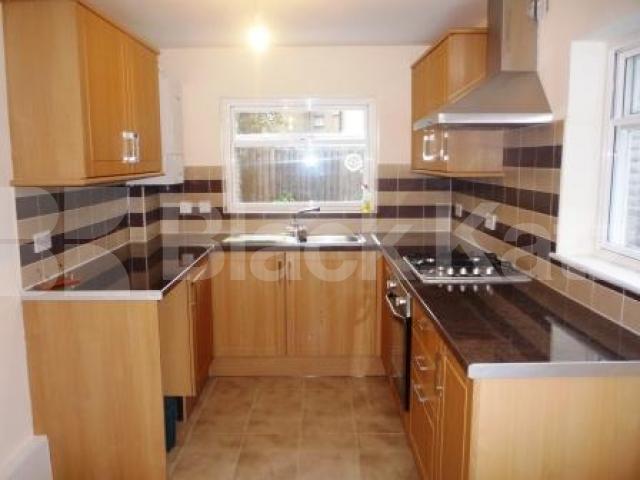 			2 Bedroom, 1 bath, 1 reception House			 Moselle Avenue, WOOD GREEN