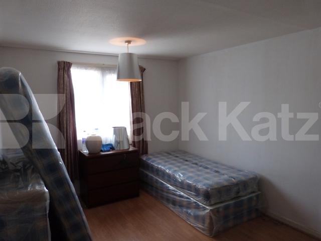 			4 Bedroom, 1 bath, 1 reception Flat			 Ida Road, Seven Sisters