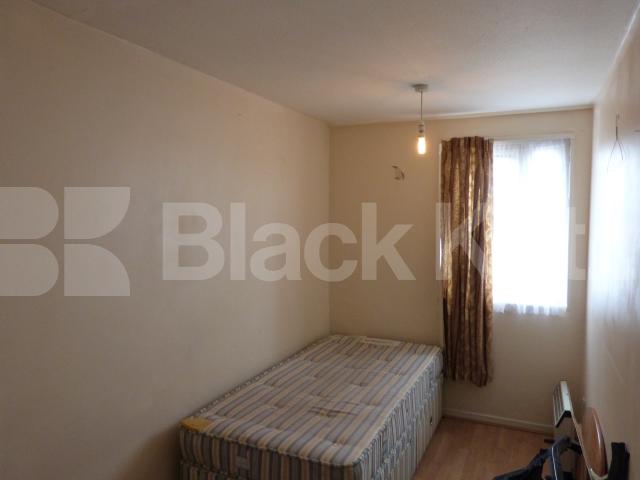 			4 Bedroom, 1 bath, 1 reception Flat			 Ida Road, Seven Sisters