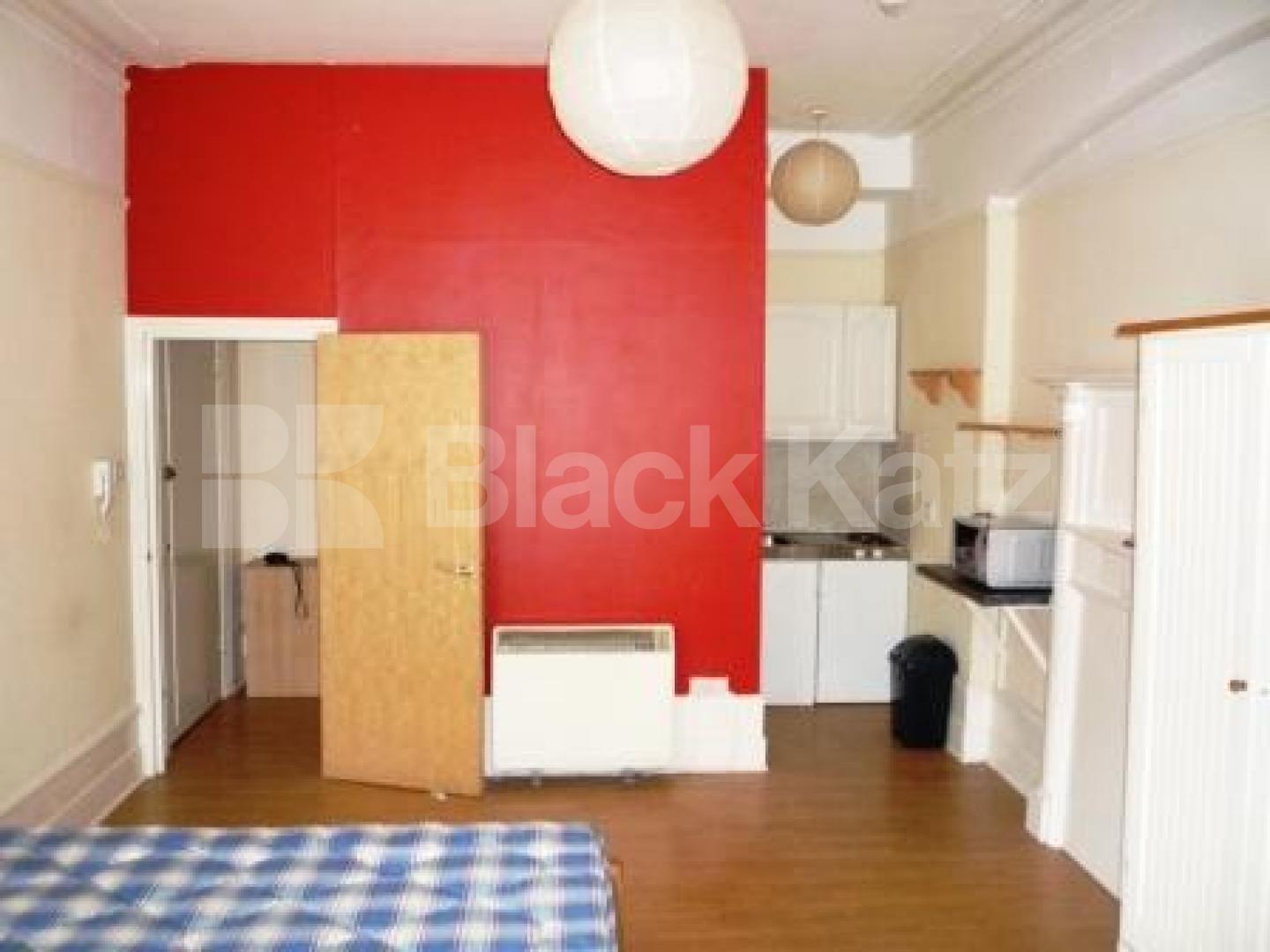 			Studio Apartment, 1 bath, 1 reception Studio			 Wellfield Avenue, MUSWELL HILL