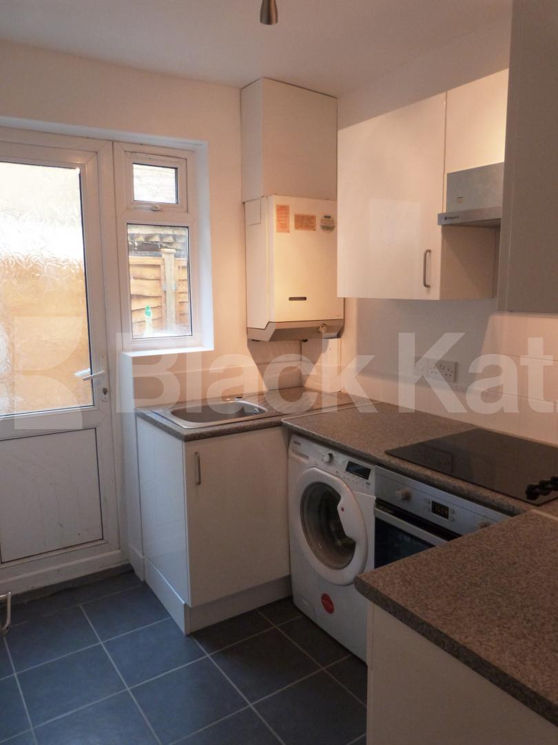 			2 Bedroom, 1 bath, 1 reception Ground Floor Flat			 Coleraine Road, Turnpike Lane