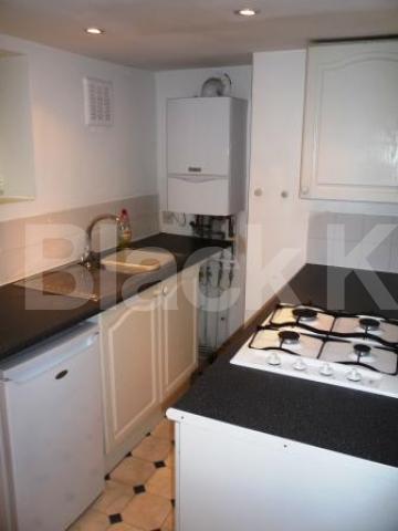 			FANTASTIC VALUE!, 1 Bedroom, 1 bath, 1 reception Flat			 Sydney Road, MUSWELL HILL