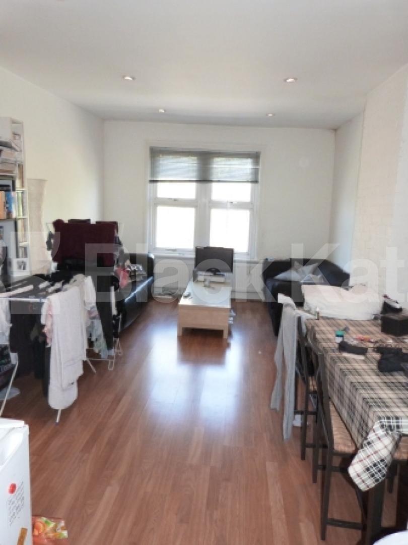 			3 Bedroom, 1 bath, 1 reception Flat			 High Street, Hornsey