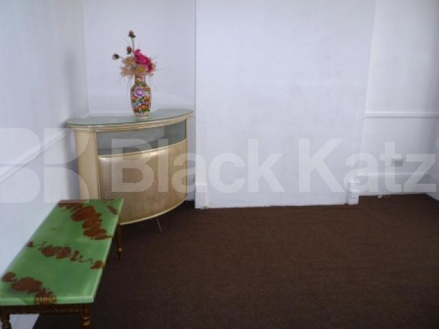 			5 Bedroom, 1 bath, 1 reception House			 Sylvan Avenue, WOOD GREEN