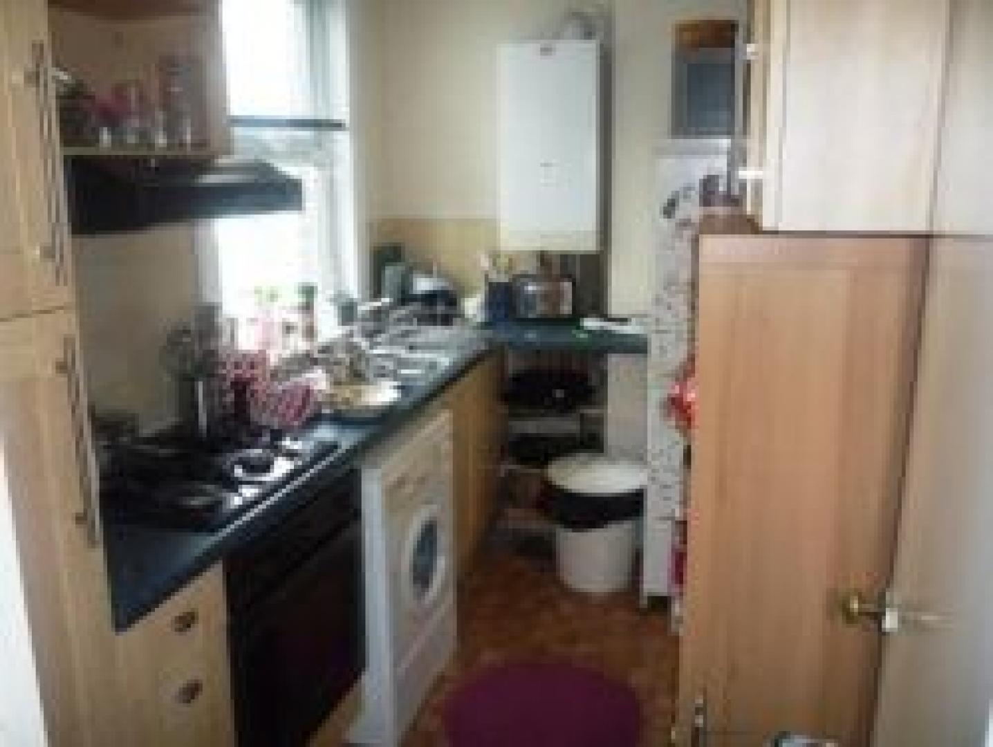 			3 Bedroom, 1 bath, 1 reception Flat			 East End Road, EAST FINCHLEY