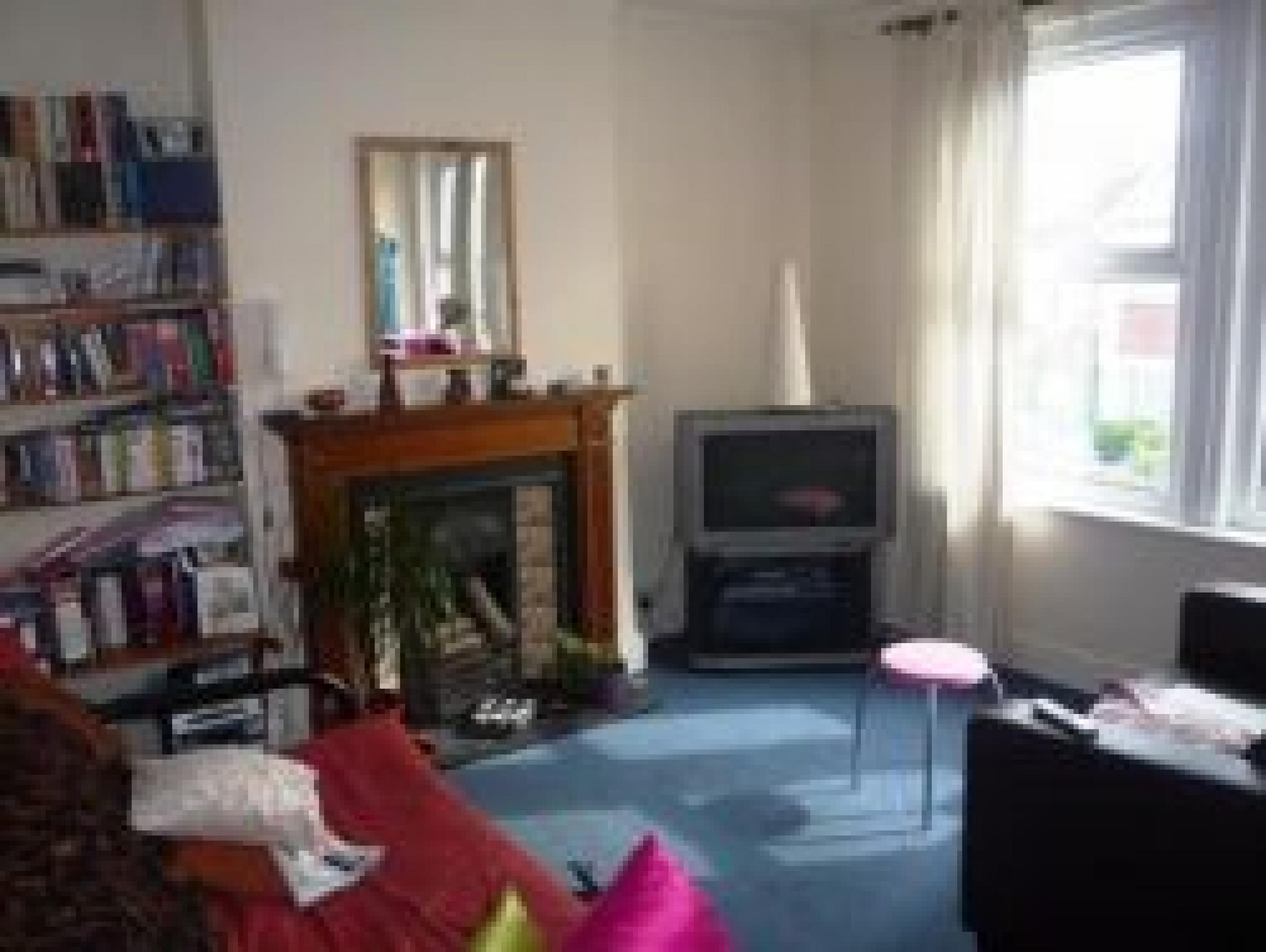 			3 Bedroom, 1 bath, 1 reception Flat			 East End Road, EAST FINCHLEY N2