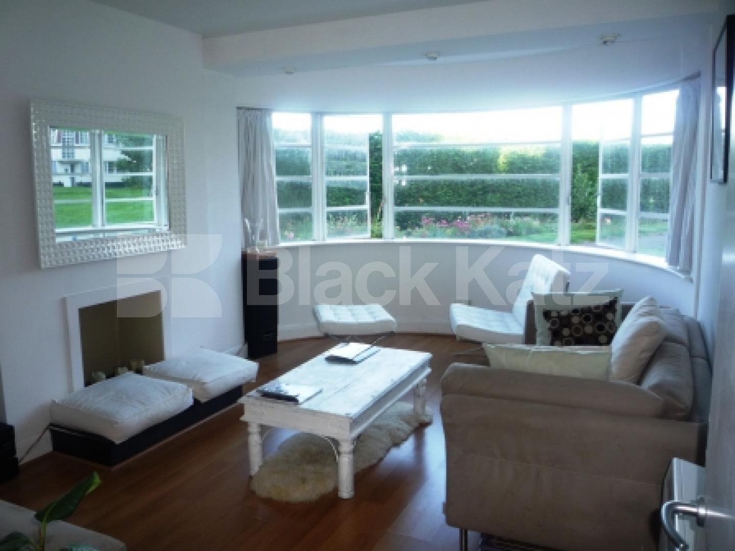 			LET, 2 Bedroom, 1 bath, 1 reception Flat			 Hornsey Lane, HIGHGATE