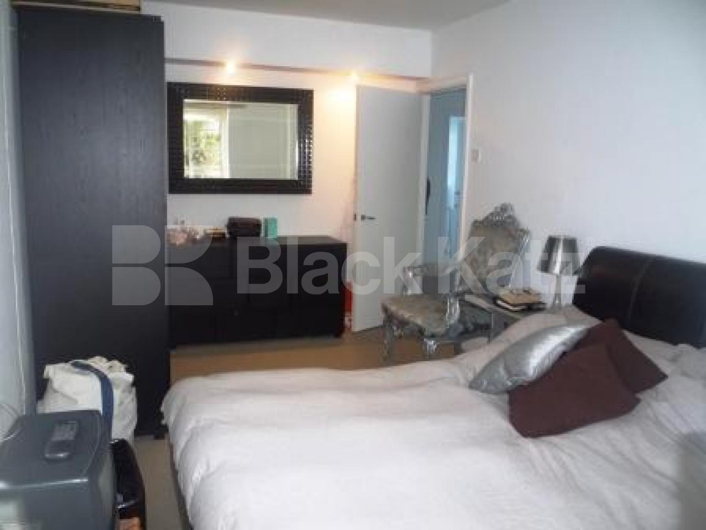 			LET, 2 Bedroom, 1 bath, 1 reception Flat			 Hornsey Lane, HIGHGATE