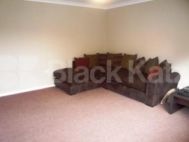 			1 Bedroom, 1 bath, 1 reception Flat			 Waverly Road, CROUCH END