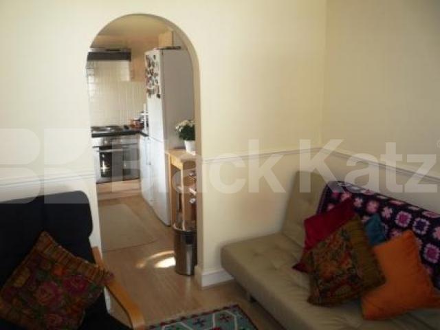 			2 Bedroom, 1 bath, 1 reception Flat			 Pembroke Road, MUSWELL HILL