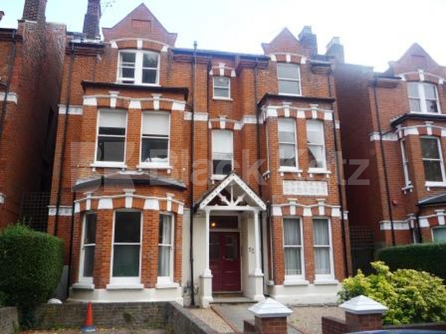 			LET, 3 Bedroom, 1 bath, 1 reception Flat			 Coolhurst Road, CROUCH END