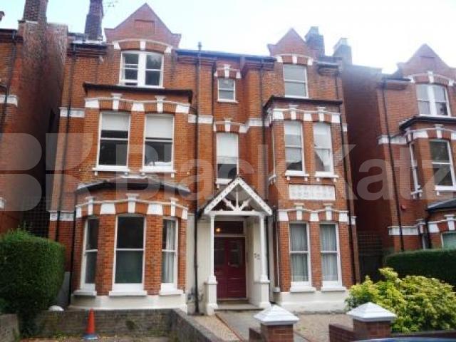 			LET, 3 Bedroom, 1 bath, 1 reception Flat			 Coolhurst Road, CROUCH END