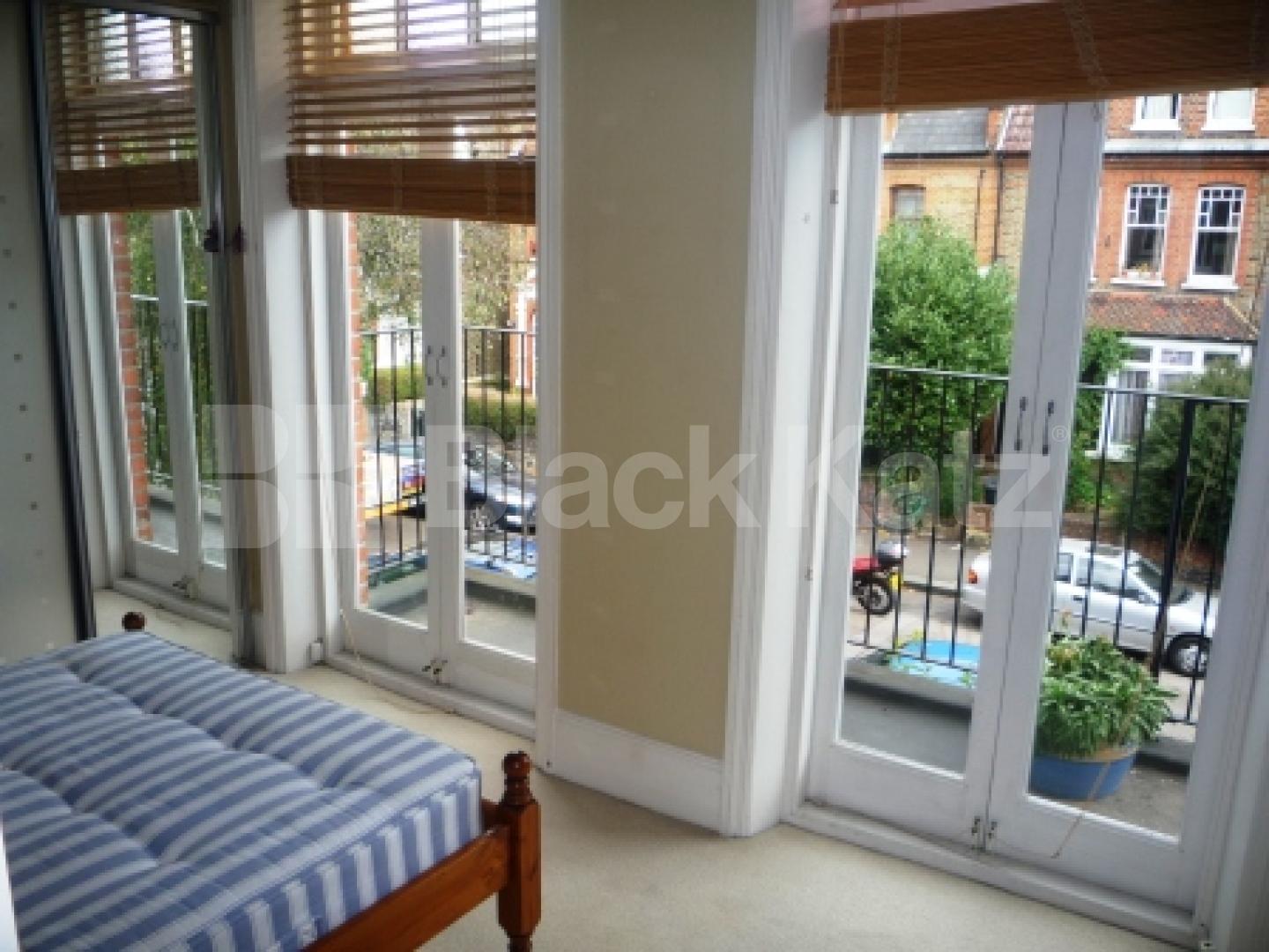 			2 Bedroom, 1 bath, 1 reception Flat			 Elder Avenue, CROUCH END