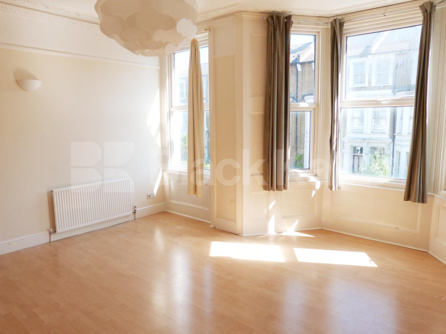 			NEW INSTRUCTION- PRIVATE ROOF TERRACE , 3 Bedroom, 1 bath, 1 reception Apartment			 Weltje Road, , Hammersmith
