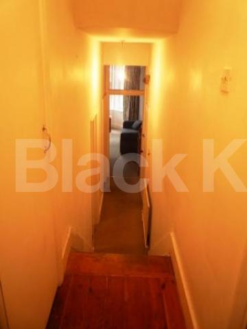 			2 Bedroom, 1 bath, 1 reception Ground Floor Flat			 Milton Road, HIGHGATE