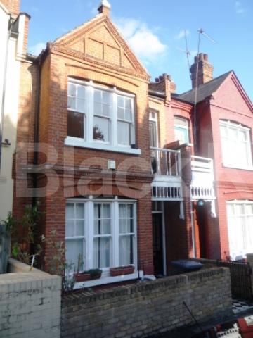 			5 Bedroom, 1 bath, 1 reception House			 Rathcoole Gardens, CROUCH END