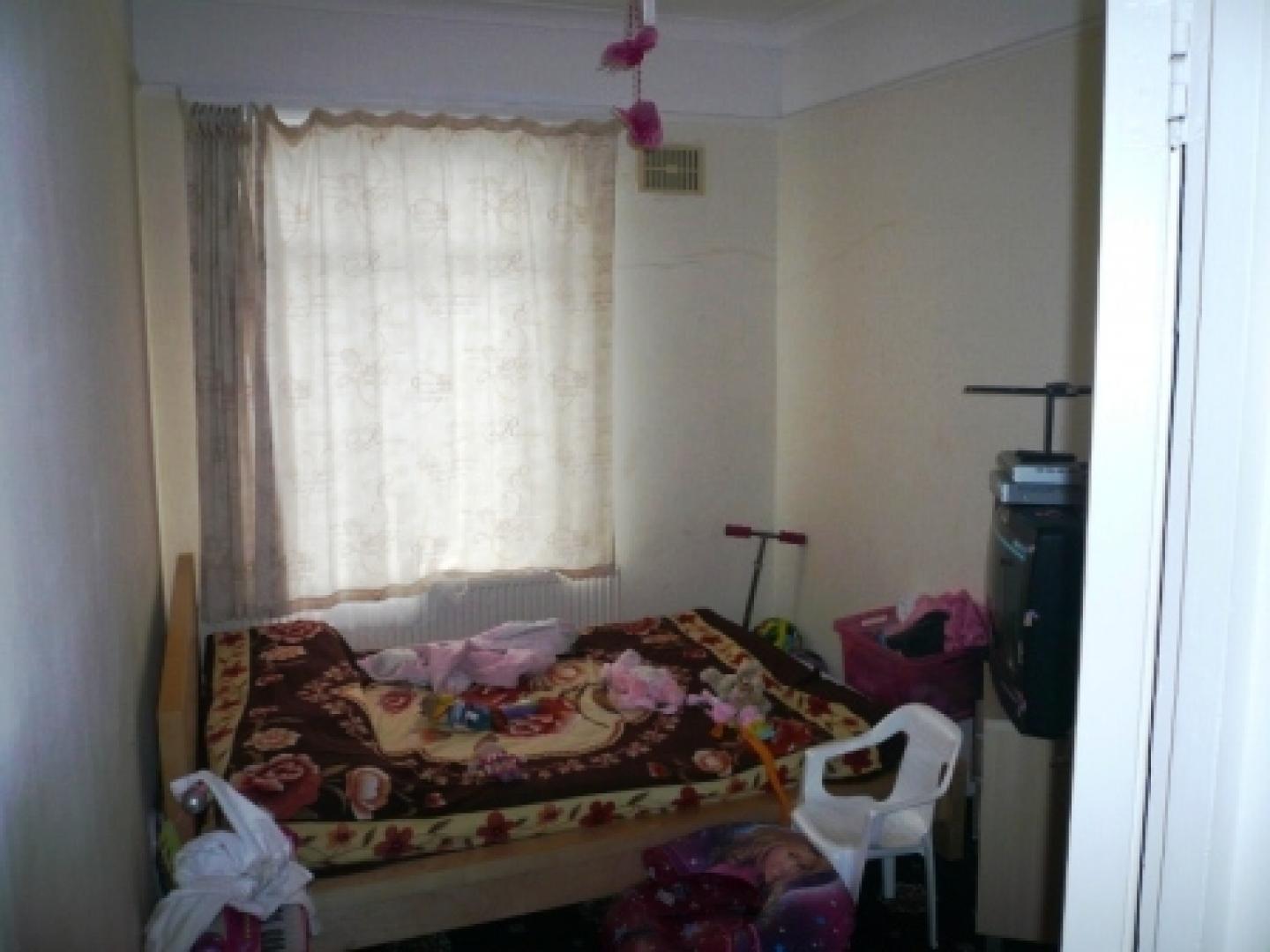 			NEW INSTRUCTION, 2 Bedroom, 1 bath, 1 reception Flat			 Iverson Road, WEST HAMPSTEAD/KILBURN