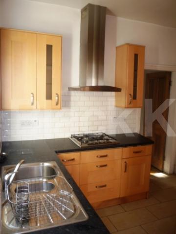 			4 Bedroom, 1 bath, 1 reception House			 Inderwick Road, CROUCH END