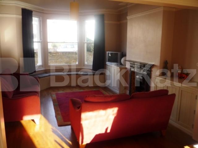 			4 Bedroom, 1 bath, 1 reception House			 Inderwick Road, CROUCH END