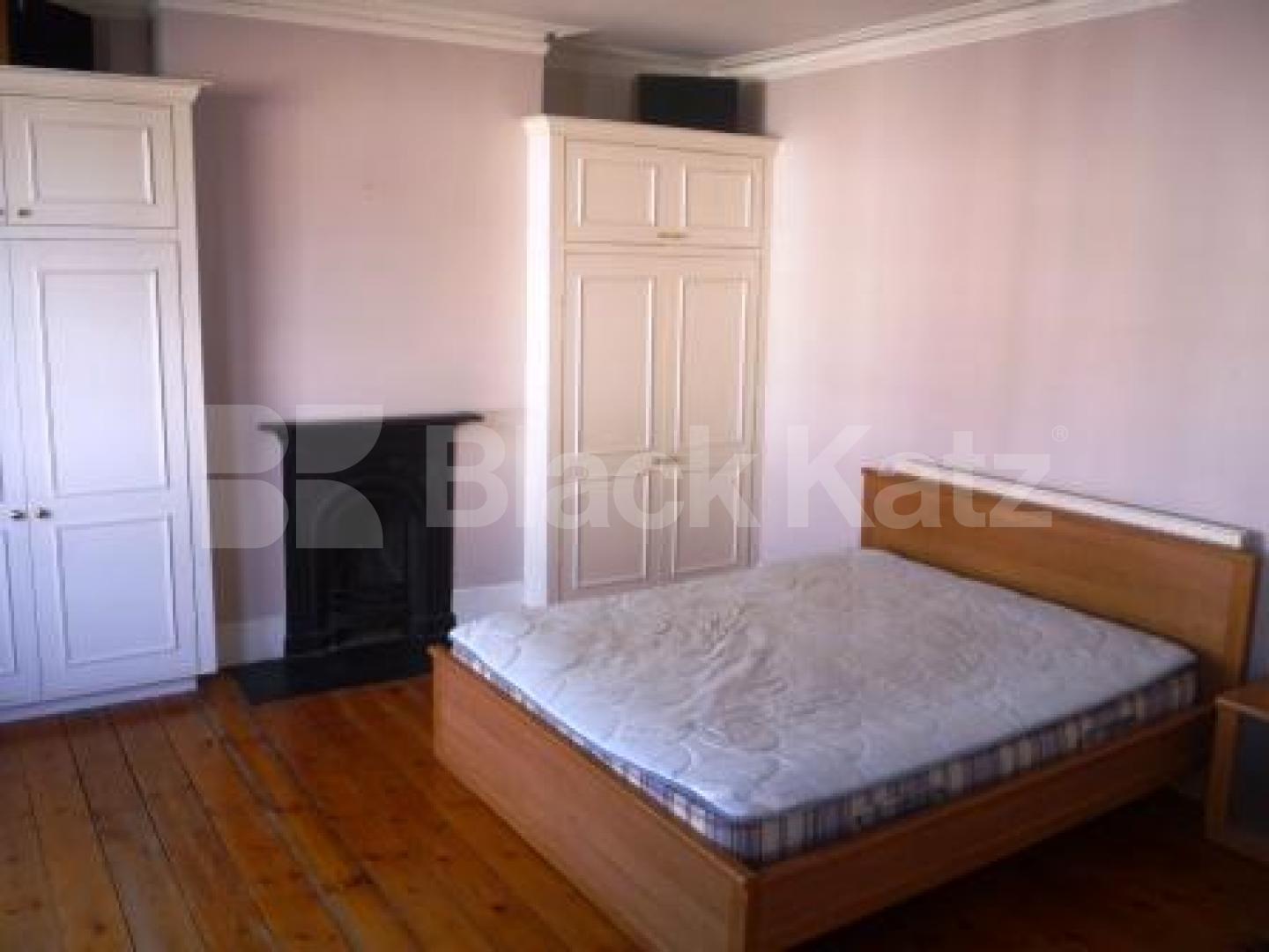 			4 Bedroom, 1 bath, 1 reception House			 Inderwick Road, CROUCH END