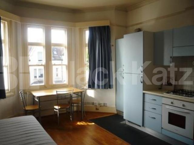 			Studio Apartment, 1 bath, 1 reception Studio			 Muswell Hill, MUSWELL HILL