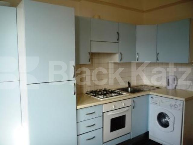 			Studio Apartment, 1 bath, 1 reception Studio			 Muswell Hill, MUSWELL HILL