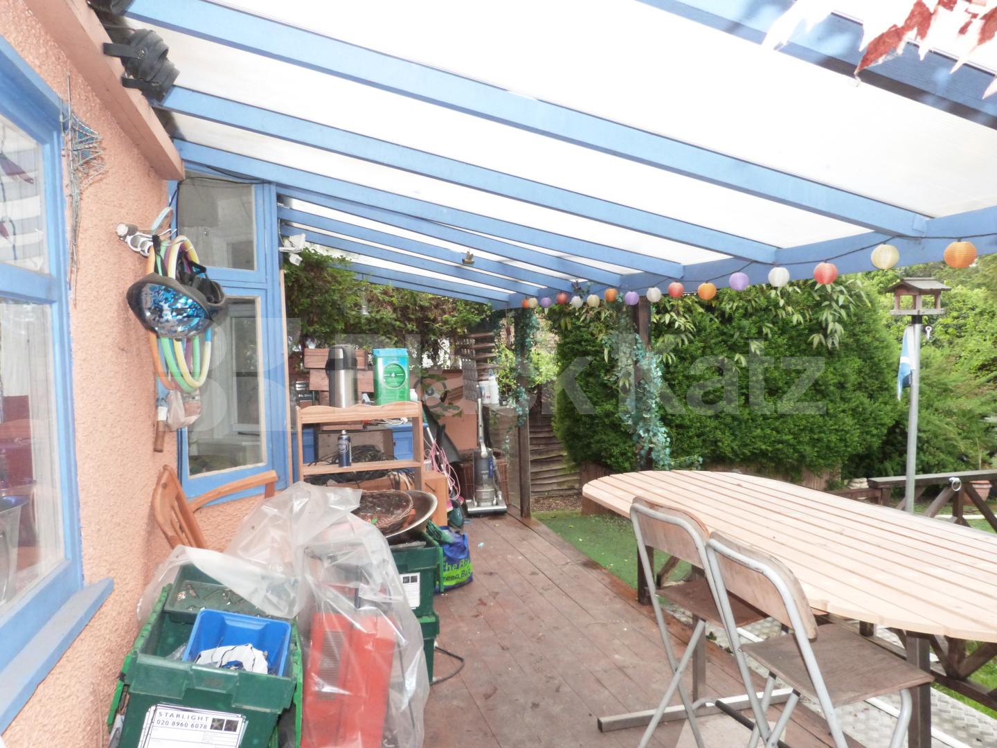 			3 Bedroom, 1 bath, 1 reception Detached House			 Macdonald Road, New Southgate