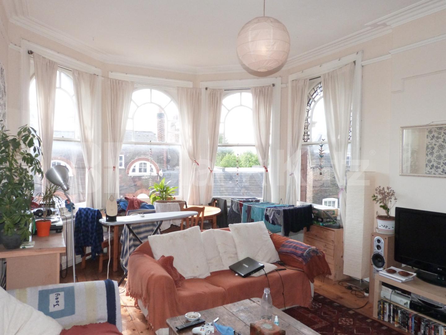 			3 Bedroom, 1 bath, 1 reception Apartment			 Hornsey Lane, Highgate