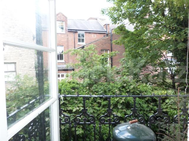 			3 Bedroom, 1 bath, 1 reception Apartment			 Hornsey Lane, Highgate