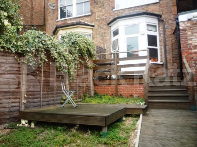 			Studio Apartment, 1 bath, 1 reception Studio			 Muswell Hill, Muswell Hill