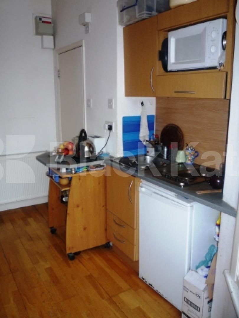			Studio Apartment, 1 bath, 1 reception Studio			 Muswell Hill, Muswell Hill