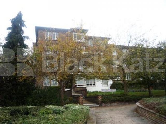 			1 Bedroom, 1 bath, 1 reception Flat			 Muswell Hill, MUSWELL HILL