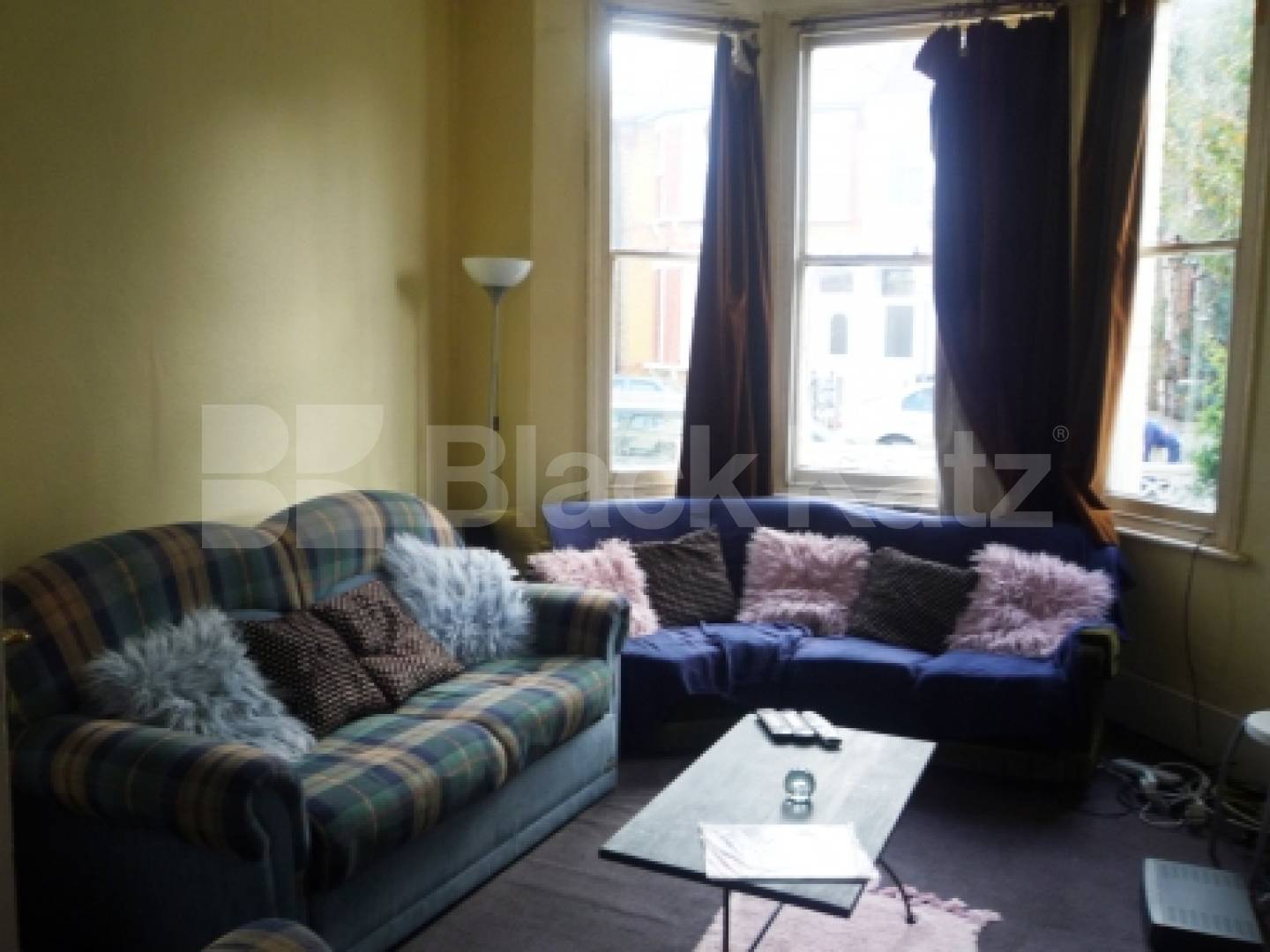 			4 Bedroom, 1 bath, 1 reception House			 Courcy Road, TURNPIKE LANE